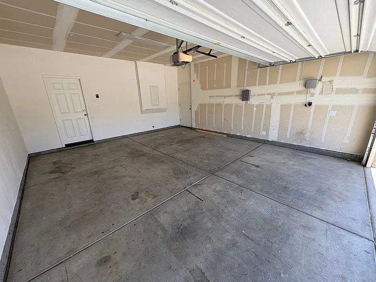 918 W Sedona Ave — Photo 2