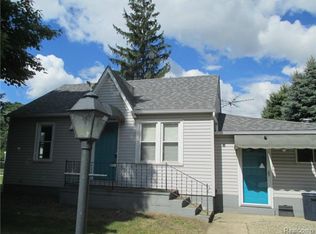 12048 Sharon St, Romulus, MI 48174