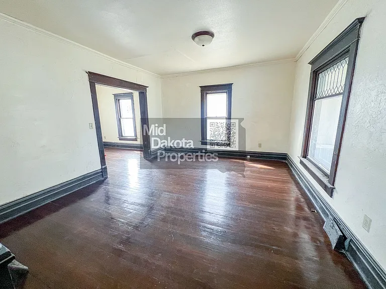401 W 11th Ave — Photo 11