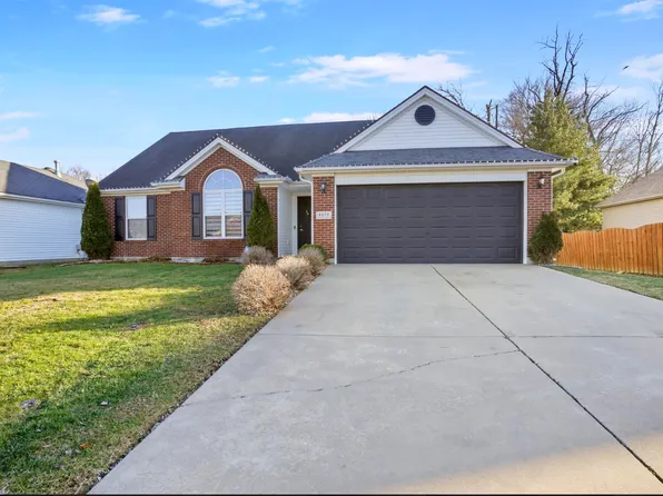 4615 Boardwalk Dr, Evansville, IN 47725