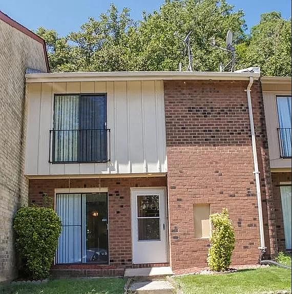 1st image of 12736 Rolling Brook Dr