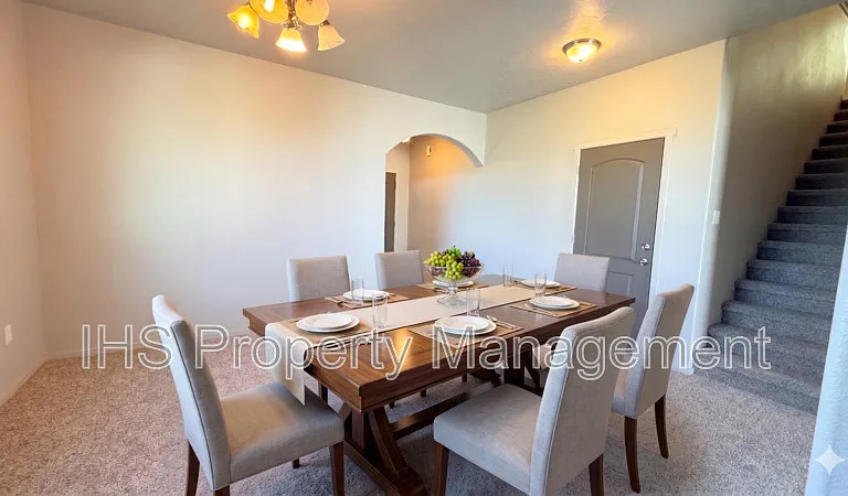 5814 Sidon Ln — Photo 4