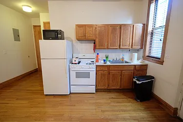 Rented by SBJ Brokerage, LLC