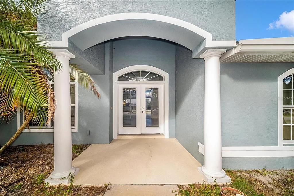 3 bed, 2.0 bath, 1818 sqft, $2,150 — Photo 4