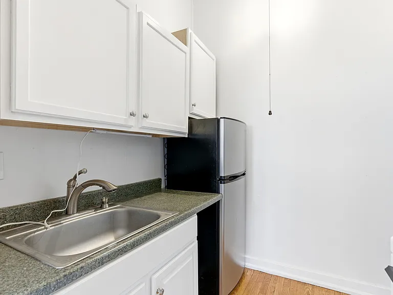 105 N Loudoun St #1 — Photo 9