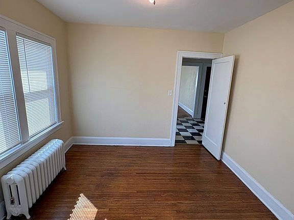 5th image of 2324 Cumberland St #2S
