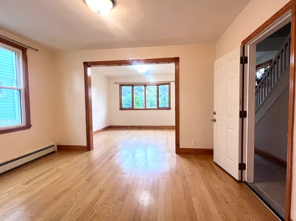 149-00 20th Ave Floor 1, Whitestone, NY 11357