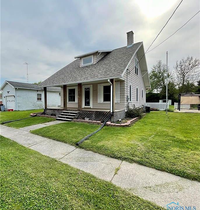 1st image of 839 Dagget Dr
