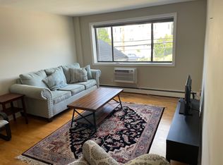 41 Walnut St #32, Waltham, MA 02453