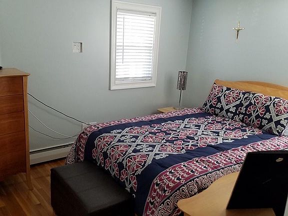 4th image of 263 Reservoir Ave