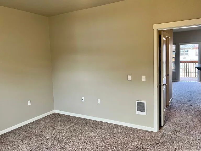 Encore Apartments — Photo 10