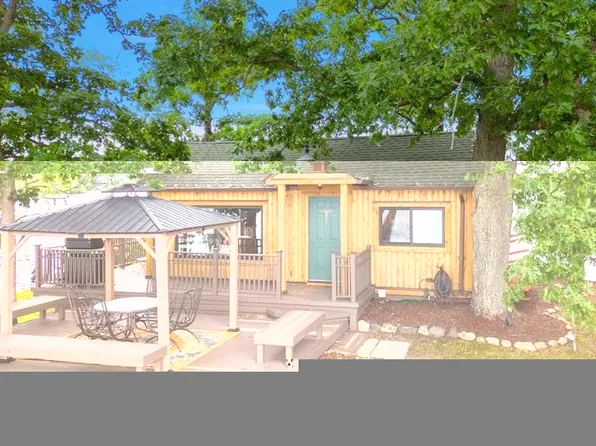 10086 King Rd, Davisburg, MI 48350