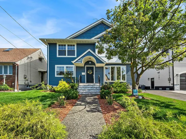 28 Carneer Ave, Rutherford, NJ 07070