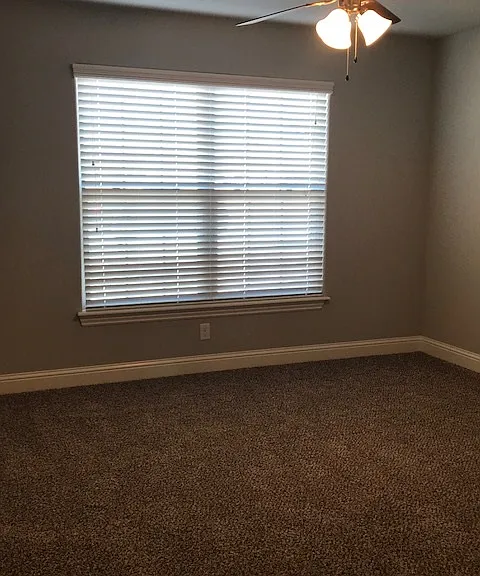 2211 Hunter Dr — Photo 13