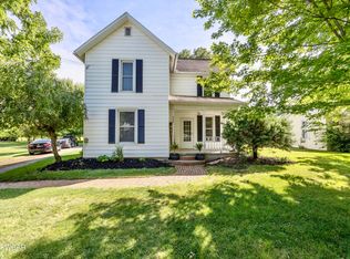 306 Walnut St, Belle Center, OH 43310