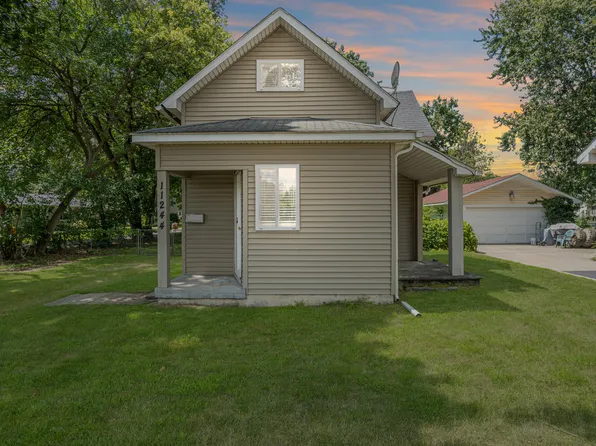 11244 Olive St, Romulus, MI 48174