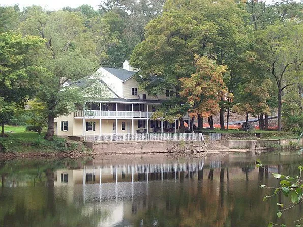 453 Lower Indian Head Rd, Collegeville, PA 19426