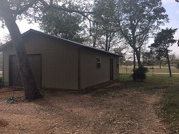 2nd image of 535 Leisure Ln