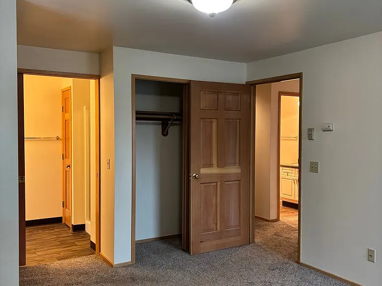 4208 Beach Drive — Photo 31