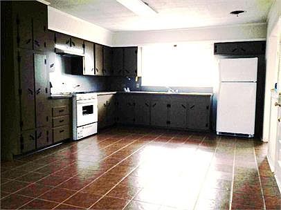 3rd image of 118 Tommy Ct