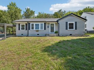 707 Jefferson Ave E, Carthage, TN 37030
