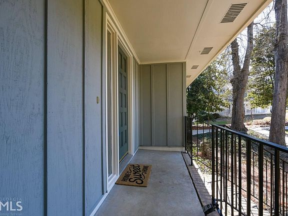 3rd image of 3341 Gulfstream Ln