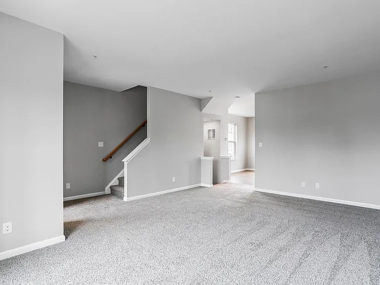 498 S Carlisle St — Photo 8