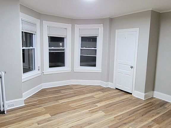 2nd floor living room