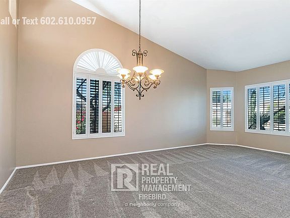 4th image of 4907 E Fernwood Ct