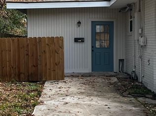 416 S Jefferson Pkwy #B, Covington, LA 70433