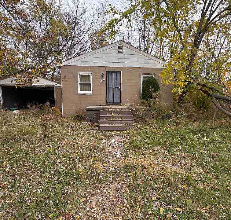 15338 Grayfield