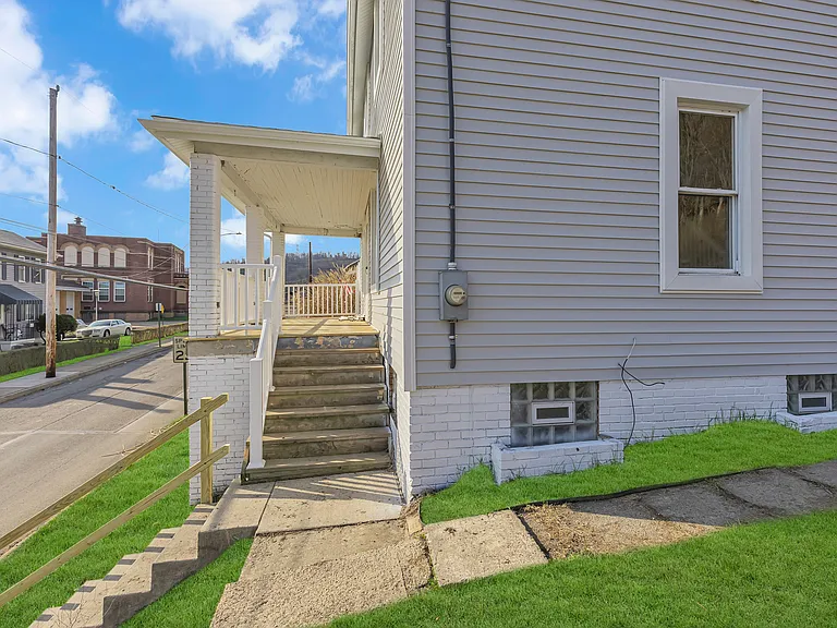 81 Beaver St — Photo 6