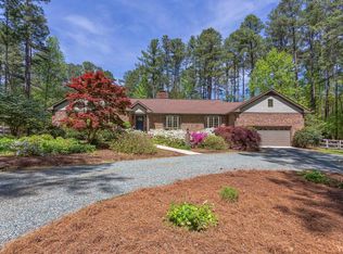 276 Highview Dr, Chapel Hill, NC 27517