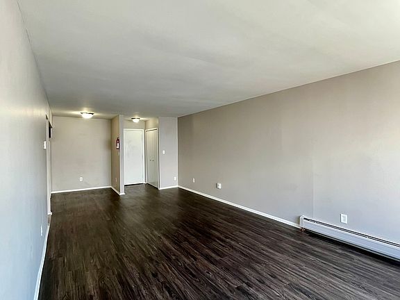 3rd image of 249 Chestnut St APT 204