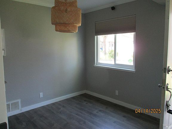 3rd image of 46 Tahoe Circle