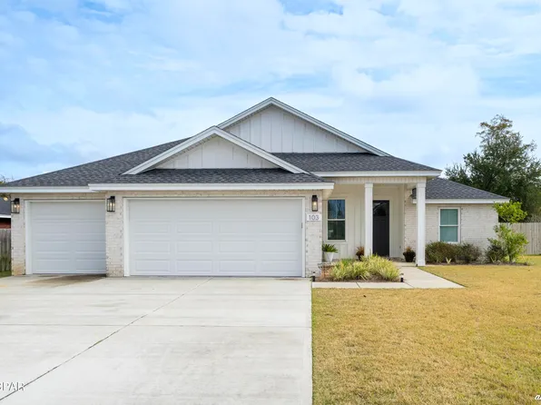 103 Lakeview Ter, Lynn Haven, FL 32444