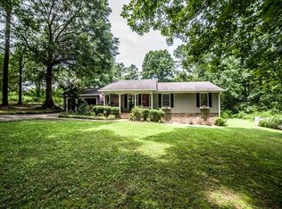 589 Compton Rd SE, Silver Creek, GA 30173