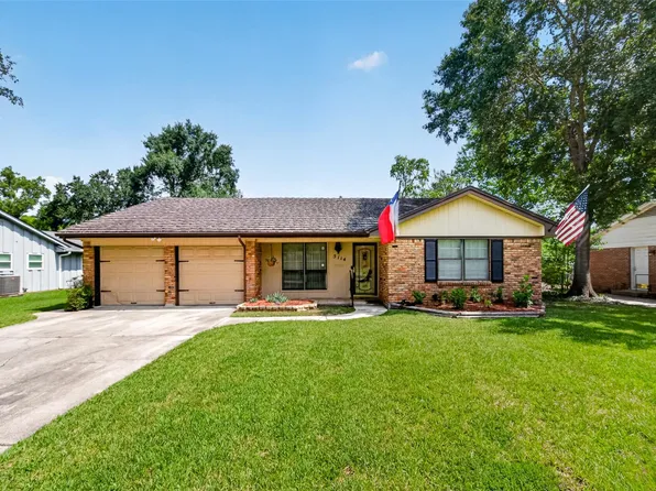 5114 Beechnut St, Houston, TX 77096