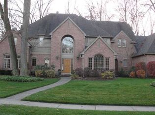 7529 Rymoor Dr, Sylvania, OH 43560