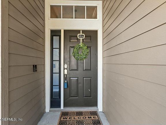 5th image of 1127 GREEN PINE Circle