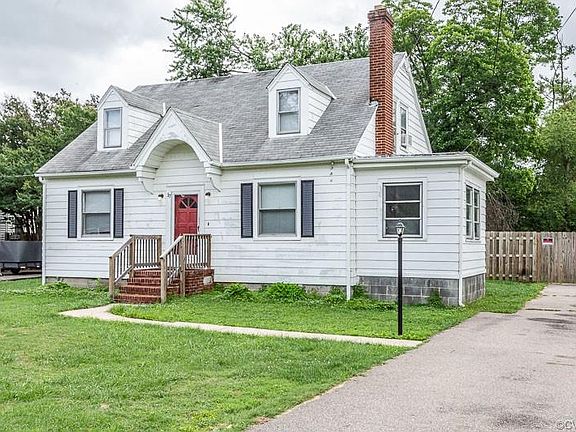 3rd image of 17 Lee Ave