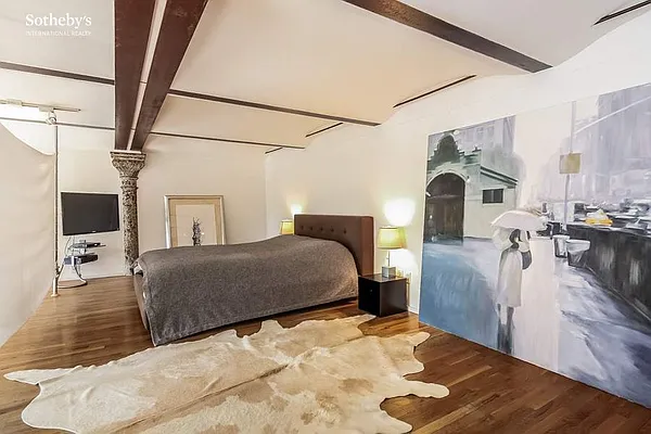 Rented by Sotheby's International Realty | media 4