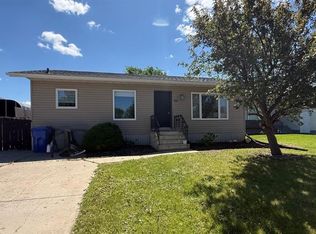 80 Morrison Dr, Yorkton, SK S3N3Y2
