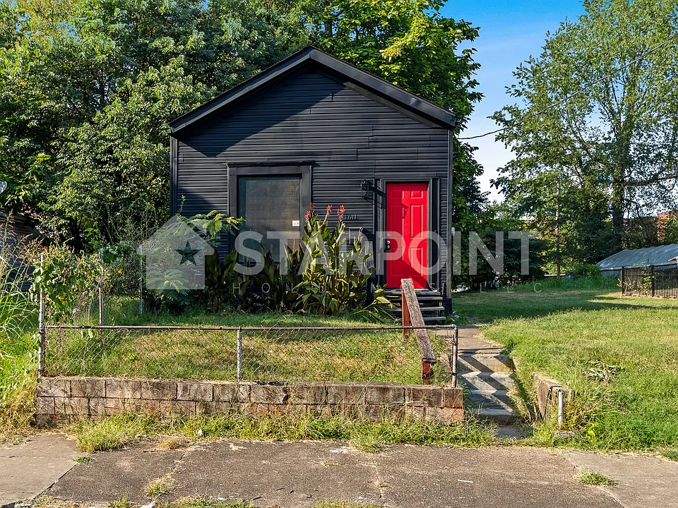1611 W Kentucky St
