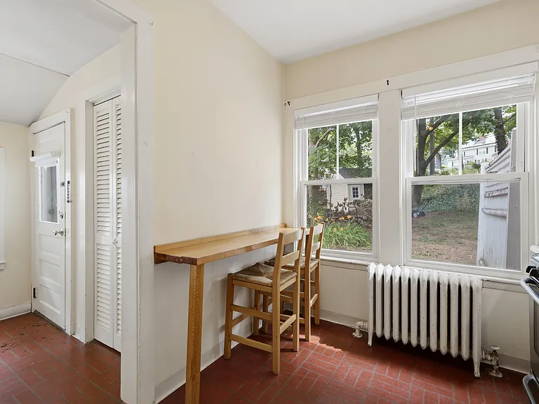 8 Mason St #8 — Photo 11