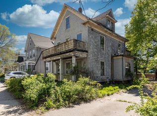 31 Henderson St, Arlington, MA 02474