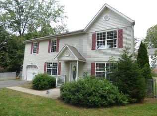 13 Walton Way, Hopatcong, NJ 07843