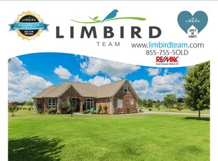 13545 Loyle Ln, Centerton, AR 72736