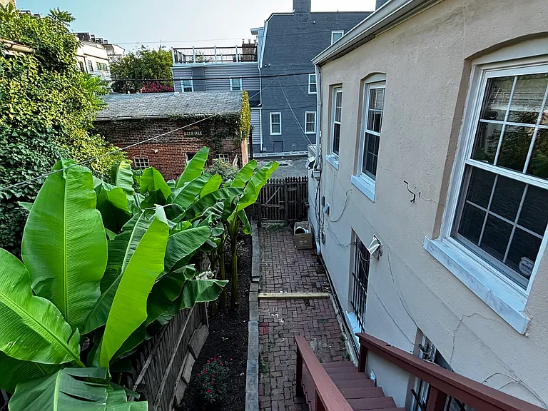 1305 King St #1 — Photo 7