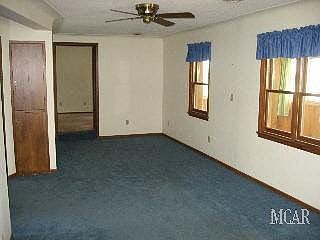 5th image of 955 Streetman St